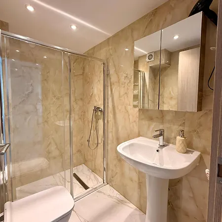 Luxury In * Nea Kallikrateia